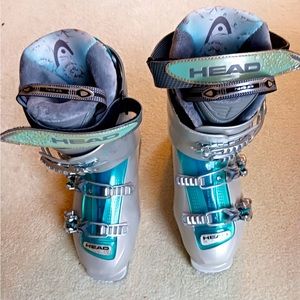 Retro Looking Ski Boots by HEAD